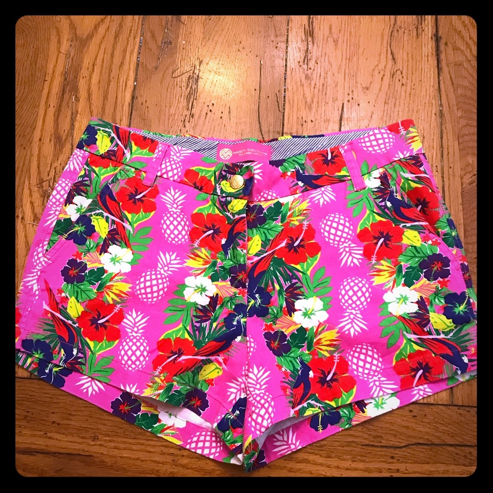MacBeth Collection tropical print shorts